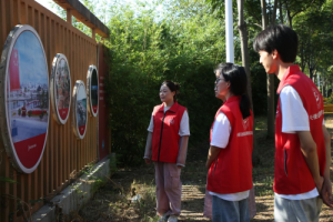 湖北中医药高等专科学校：看一群大学生志愿者如何在乡村振兴的实践课堂中“自找苦吃”！